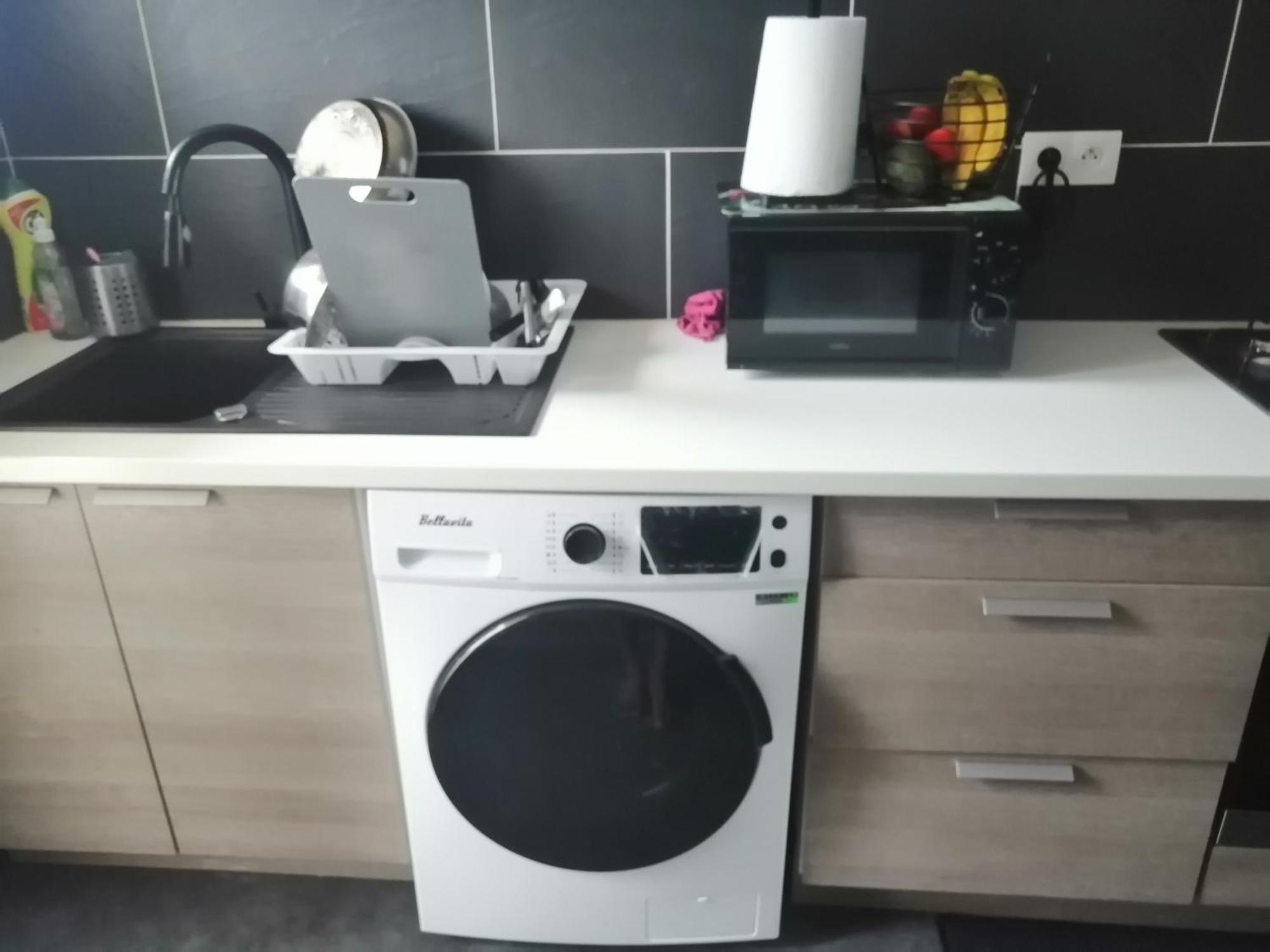 Chambre Dans Appartement A 니오르 외부 사진